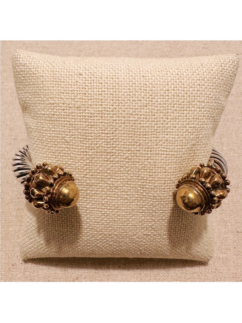 Vintage | Bracelet | Vintage Sterling Silver Cable Cuff Gold Domes | Festival - Picture 3 of 11